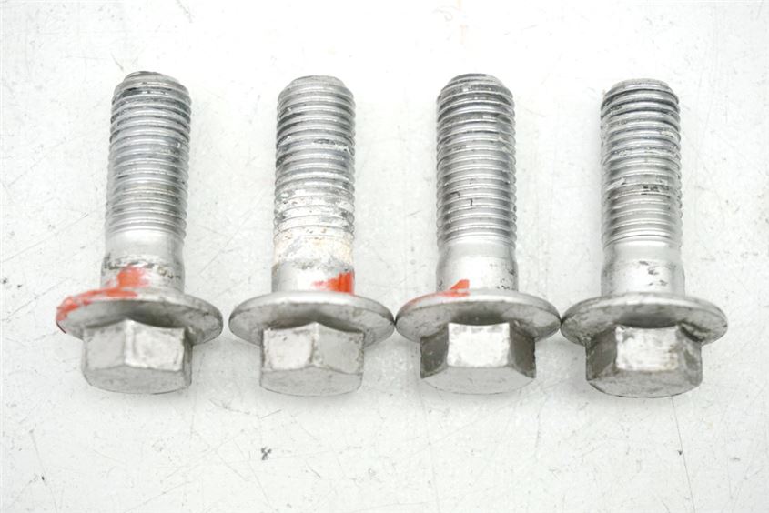 TORNILLOS DE LA PINZA DE FRENO DELANTERA YAMAHA FZ6 S RJ14 S2