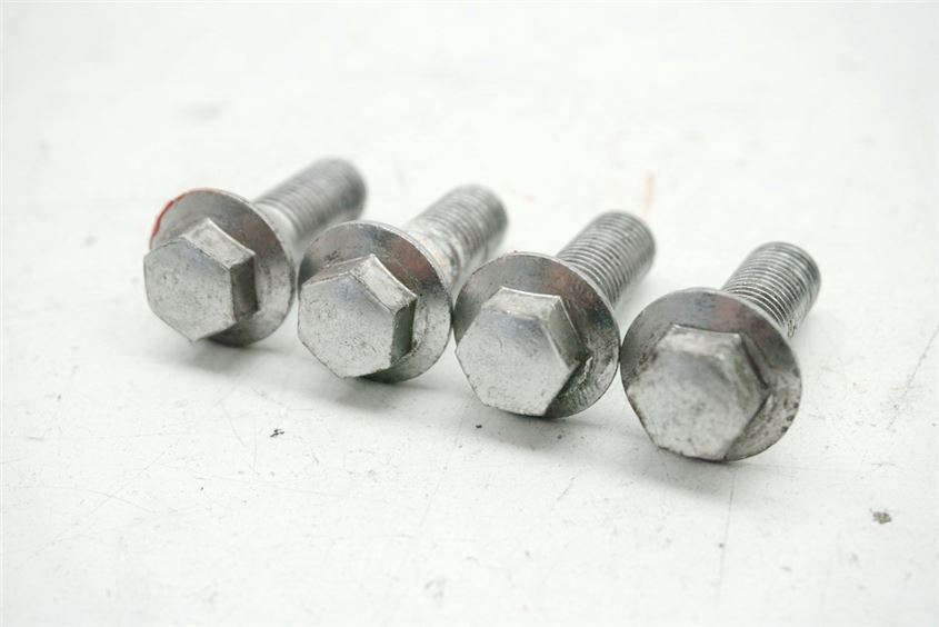 TORNILLOS DE LA PINZA DE FRENO DELANTERA YAMAHA FZ6 S RJ14 S2