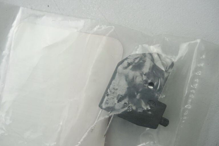 INTERRUPTOR DE LUZ DE FRENO DELANTERO - JMT 7058530
