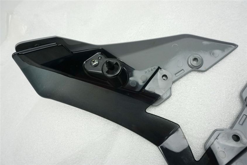 YAMAHA MT10 MT-10 RN45 - FRONTVERKLEIDUNG ABDECKUNG TACHO COVER SCHEINWERFER
