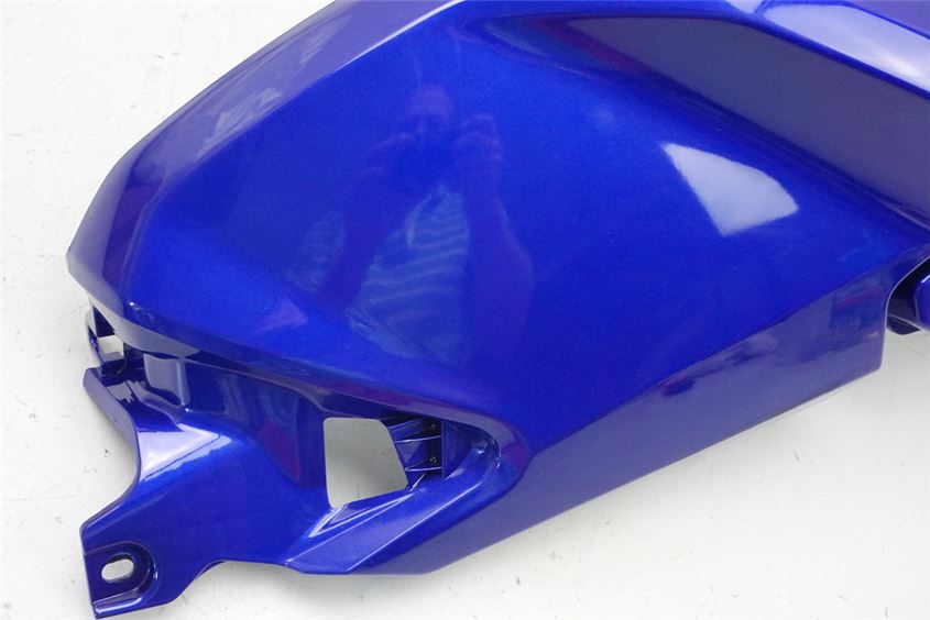 TANK COVER RIGHT COVER TANK - 5D7-F4139-10-P5