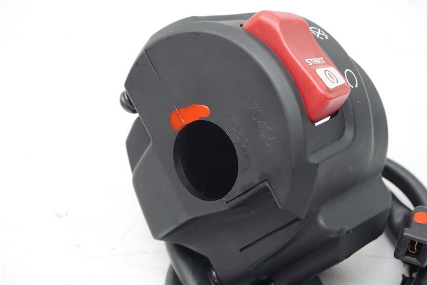 HONDA CBR 1000 RR ABS SC77 INTERRUPTOR DERECHO DEL MANILLAR INTERRUPTOR DE PARO DE EMERGENCIA