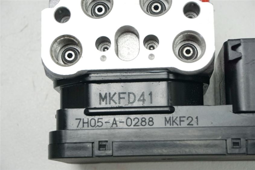 HONDA CBR 1000 RR ABS SC77 ABS PUMPE DRUCKMODULATOR STEUERTEIL