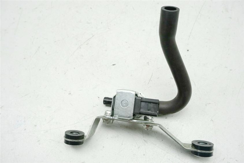 HONDA CBR 1000 RR ABS SC77 VÁLVULA SOLENOIDE DE CONTROL DE AIRE VÁLVULA EVAP - 36162-KZL-931