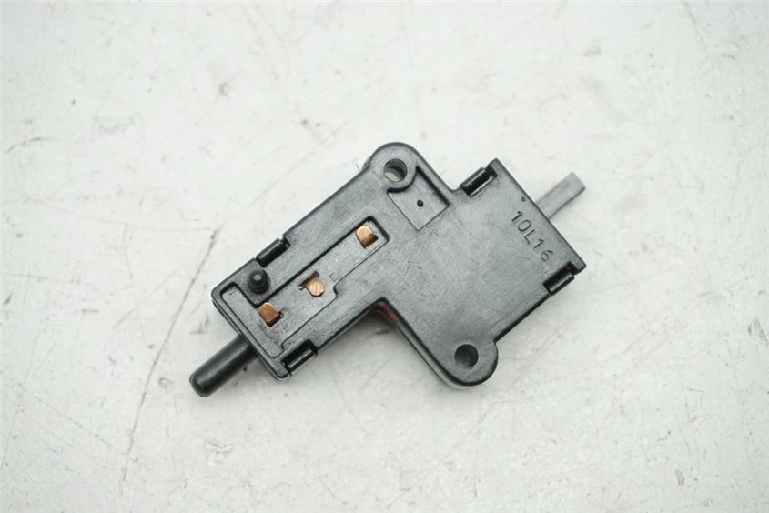 INTERRUPTOR DE EMBRAGUE ROYAL ENFIELD BULLET 500 EFI ABS
