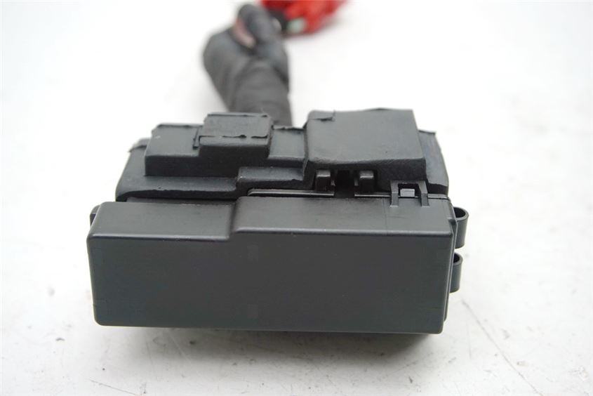 CAJA DE FUSIBLES ROYAL ENFIELD BULLET 500 EFI ABS