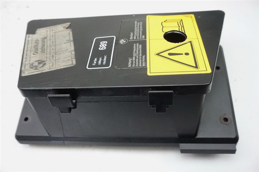 BMW R 850 R 259 FUSE BOX