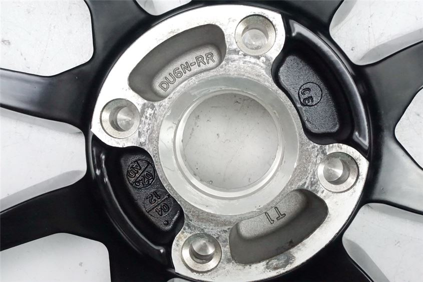 DUCATI MONSTER 1100 EVO ABS M5 FELGE HINTEN HINTERRAD WHEEL - ENKEI 17 X MT 5.50