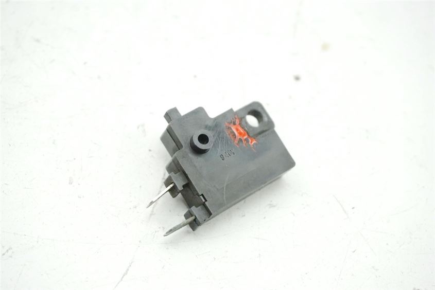 HONDA VT 125 JC29 SHADOW INTERRUPTOR LUZ FRENO DELANTERO