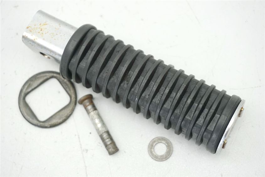 HONDA VT 125 JC29 SHADOW REPOSAPIÉS DERECHO PASAJERO
