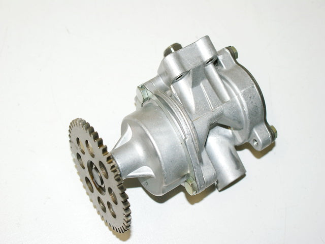 SUZUKI GSXF 750 GR78A OIL PUMP
