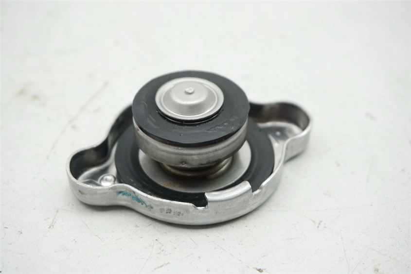 HONDA SH 300 A NF02 TAPA DE RADIADOR CUBIERTA DE RADIADOR CIERRE DE RADIADOR