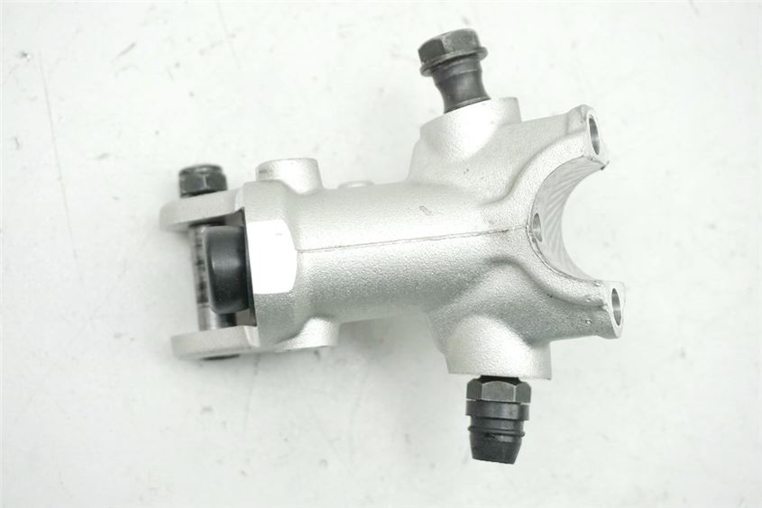 DUCATI MONSTER 1100 EVO ABS M5 BREMSZYLINDER VORN BREMSPUMPE