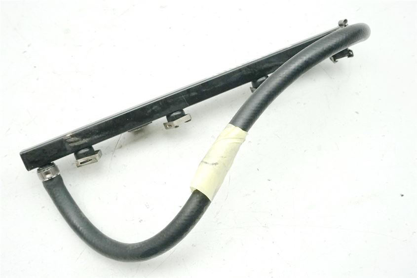 BMW K 100 RS RIEL DE INYECCIÓN SOPORTE MANGUERA DE COMBUSTIBLE
