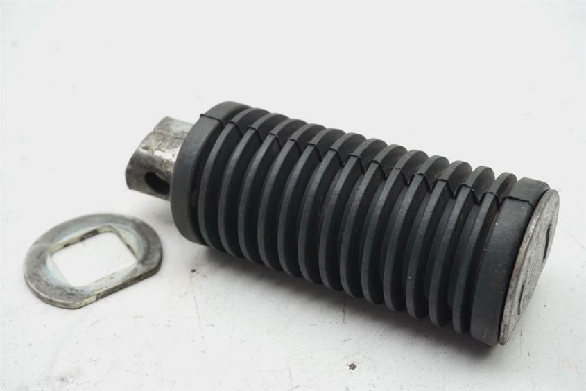 HONDA XL 600 PD06 TRANSALP REPOSAPIÉS PASAJERO DERECHO
