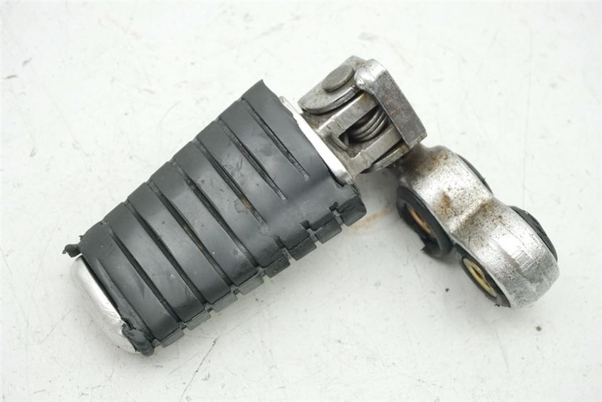 YAMAHA XV 535 VIRAGO FOOTREST RIDER LEFT FOOTREST BRACKET