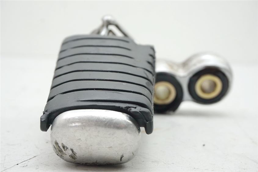 YAMAHA XV 535 VIRAGO FUßRASTE FAHRER LINKS FOOTREST HALTER