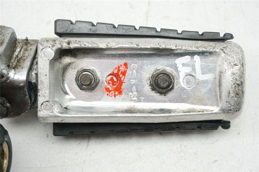 YAMAHA XV 535 VIRAGO FUßRASTE FAHRER LINKS FOOTREST HALTER