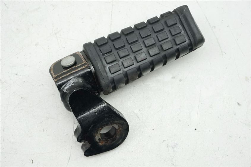 KAWASAKI GPZ 500 S EX500D PASSENGER FOOTREST RIGHT HOLDER FOOTREST