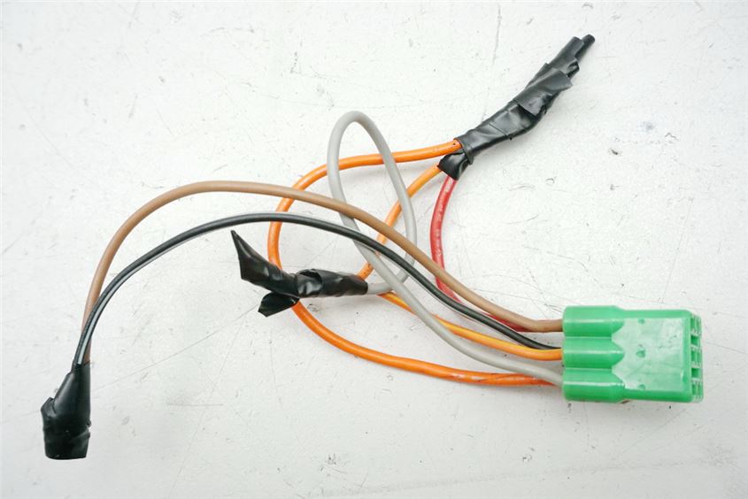 SUZUKI GSX 600 F AJ IGNITION LOCK - DEFECTIVE WITHOUT KEY
