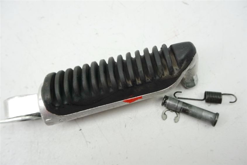SUZUKI GSX 600 F AJ ESTRIBERA CONDUCTOR DERECHA