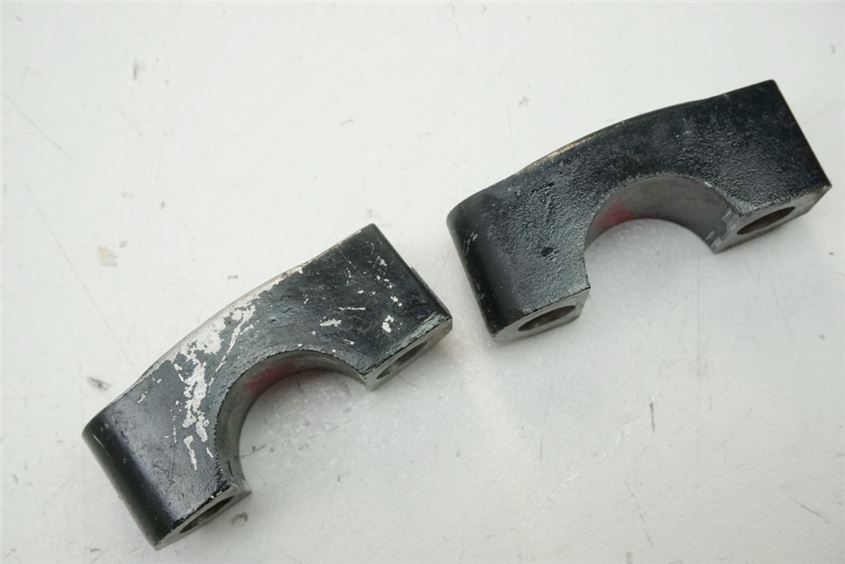 KAWASAKI ER 5 TWISTER ER500A LENKERKLEMMUNG OBEN RISER HALTER LENKER SCHRAUBEN