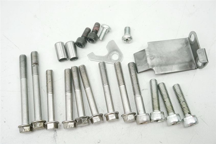 KAWASAKI ER 5 TWISTER ER500A SCHRAUBEN LIMADECKEL STATOR MOTORDECKEL