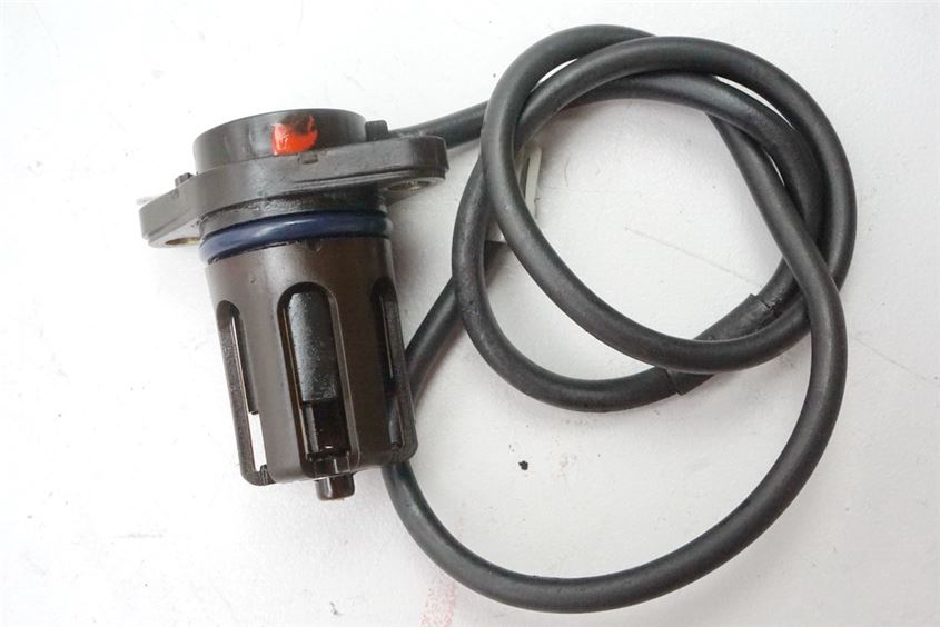 YAMAHA FZ1 S RN16 FAZER SENSOR NIVEL ACEITE EMISOR