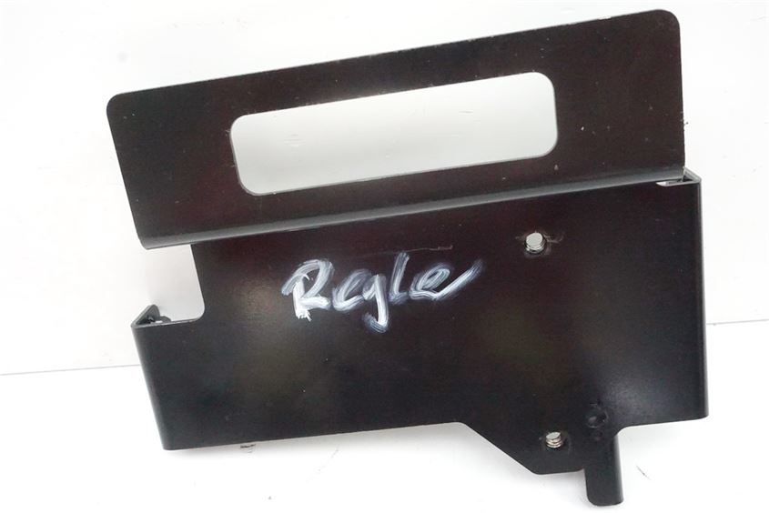YAMAHA FZ1 S RN16 FAZER SOPORTE REGULADOR PLACA DE SUJECIÓN