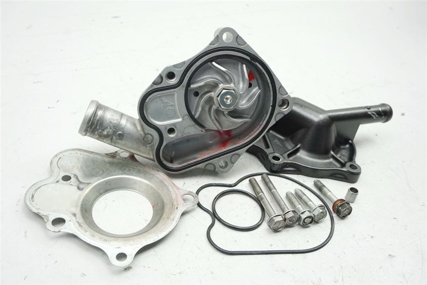 HONDA CB 1000 R ABS SC60 WASSERPUMPE WATER PUMP DECKEL
