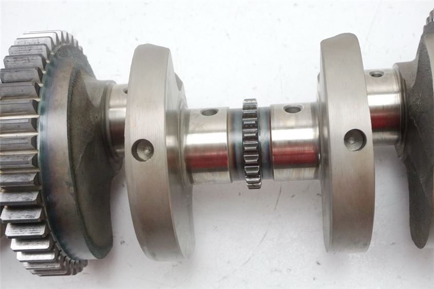 SUZUKI GSX 1100 G GV74A CRANKSHAFT