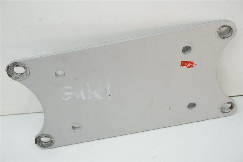 SUZUKI GSX 1100 G GV74A SOPORTE GUARDABARROS DELANTERO REFUERZO PLACA DE MONTAJE ESTABILIZADOR