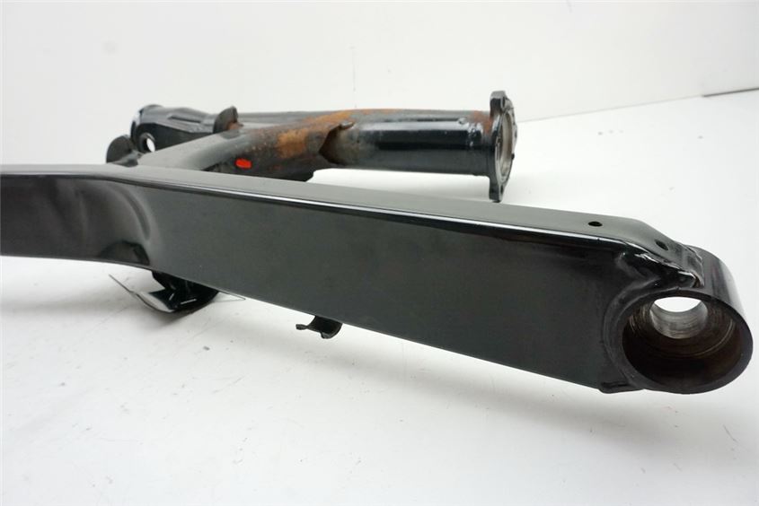 SUZUKI GSX 1100 G GV74A SWINGARM