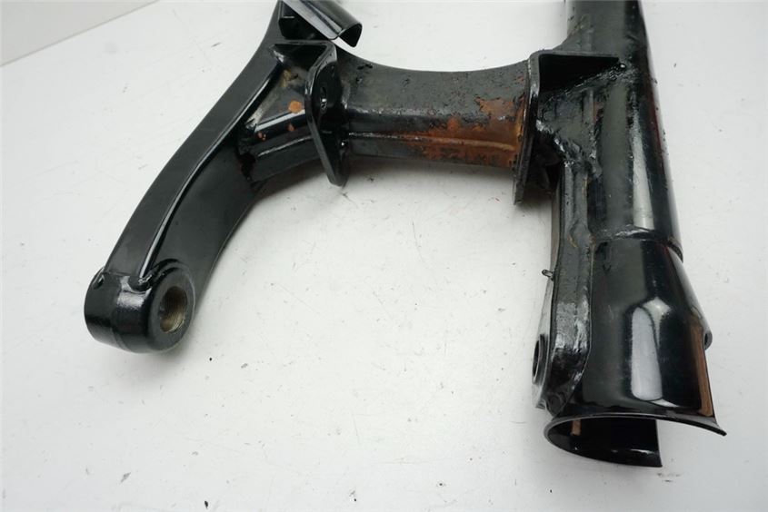 SUZUKI GSX 1100 G GV74A SWINGARM
