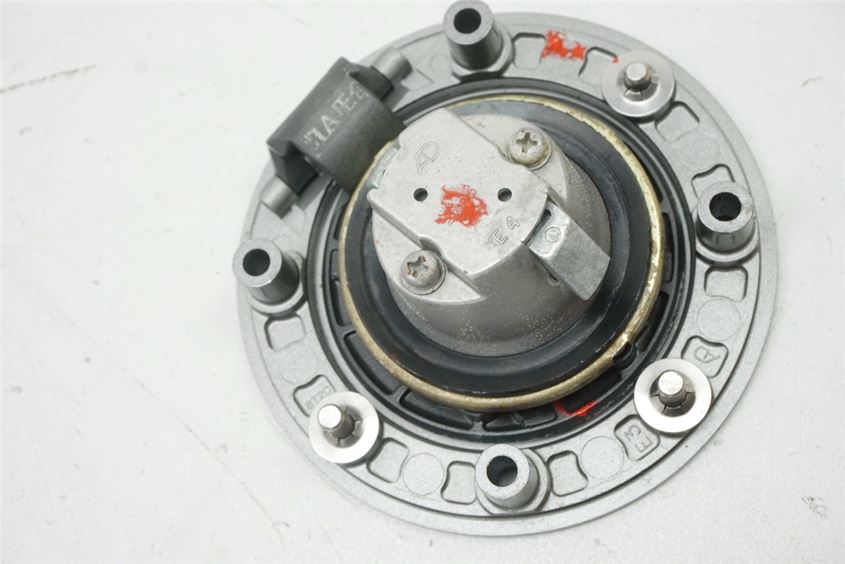 SUZUKI GSX 1100 G GV74A CONJUNTO DE CERRADURAS BOMBÍN DE ENCENDIDO TAPA DE DEPÓSITO