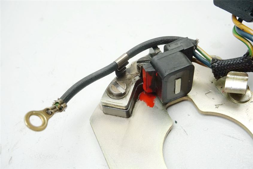 SUZUKI GSX 1100 G GV74A SENSOR IMPULSOR ENCENDIDO PICK UP