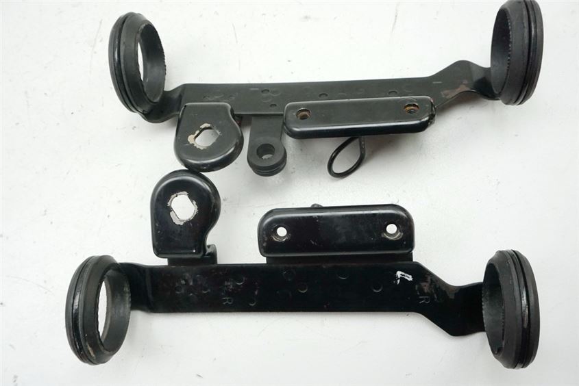 SUZUKI GSX 1100 G GV74A SOPORTE FARO PORTAINTERMITENTES