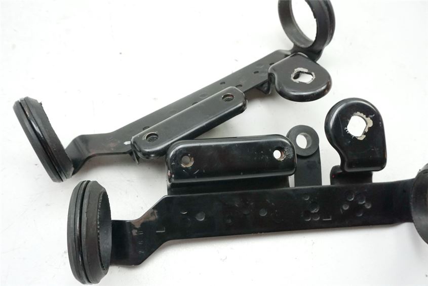 SUZUKI GSX 1100 G GV74A SOPORTE FARO PORTAINTERMITENTES