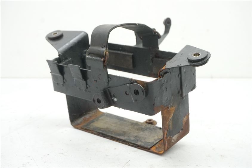 SUZUKI GSX 1100 G GV74A BATTERY BOX BATTERY COMPARTMENT HOLDER