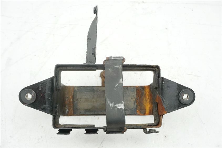 SUZUKI GSX 1100 G GV74A BATTERY BOX BATTERY COMPARTMENT HOLDER