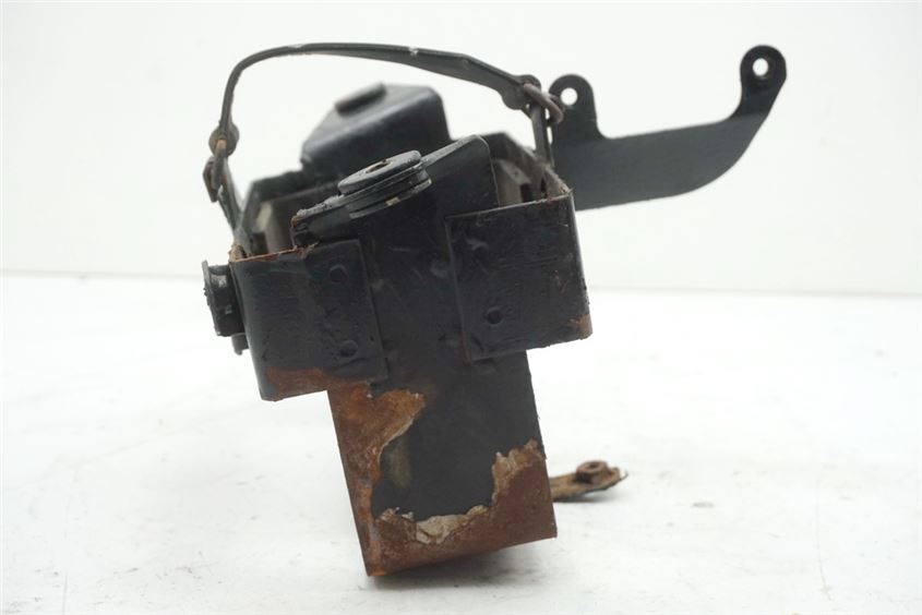 SUZUKI GSX 1100 G GV74A BATTERY BOX BATTERY COMPARTMENT HOLDER