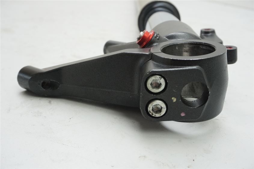 DUCATI 848 EVO H6 GABELHOLM RECHTS GABEL FORK STANDROHR TAUCHROHR - UNFALLFREI