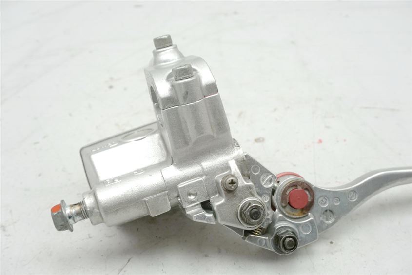 SUZUKI GSX 1100 G GV74A CILINDRO DE FRENO DELANTERO BOMBA DE FRENO NISSIN 5/8