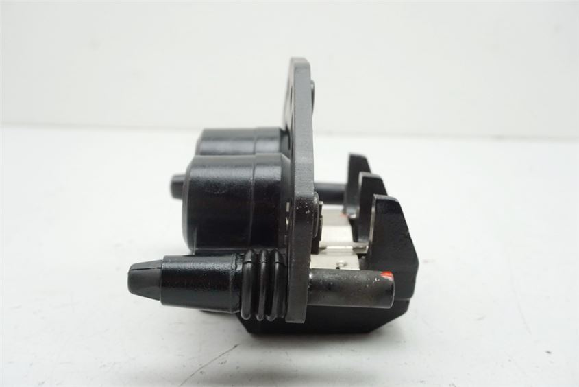 SUZUKI GSX 1100 G GV74A PINZA DE FRENO DERECHA TOKICO