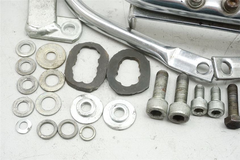 SUZUKI GSX 1100 G GV74A PORTAEQUIPAJES PARRILLA TRASERA