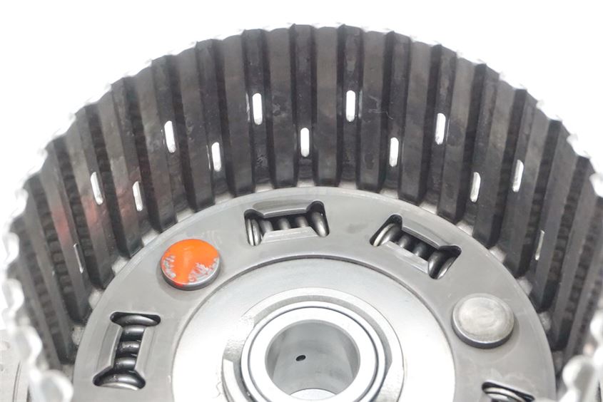 SUZUKI GSX 1100 G GV74A KUPPLUNGSKORB KUPPLUNG CLUTCH