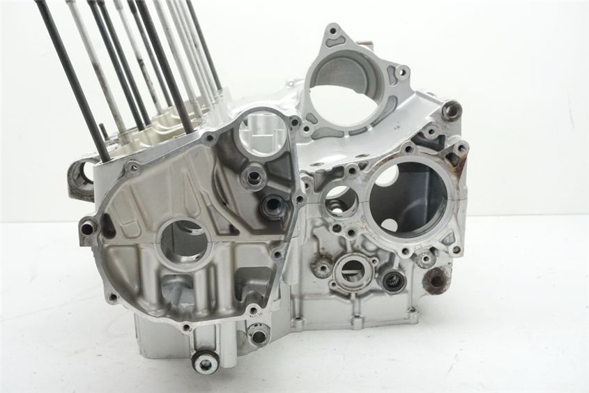 SUZUKI GSX 1100 G GV74A MOTORGEHÄUSE MOTORBLOCK CRANKCASE