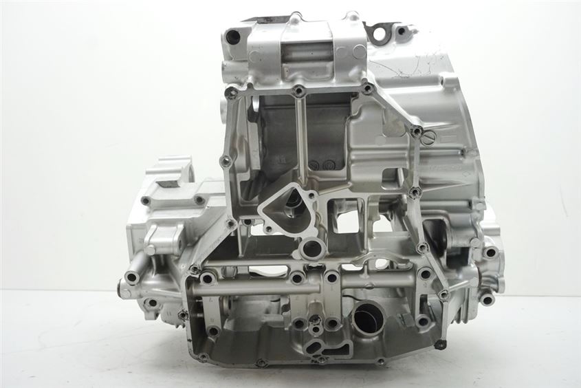 SUZUKI GSX 1100 G GV74A MOTORGEHÄUSE MOTORBLOCK CRANKCASE
