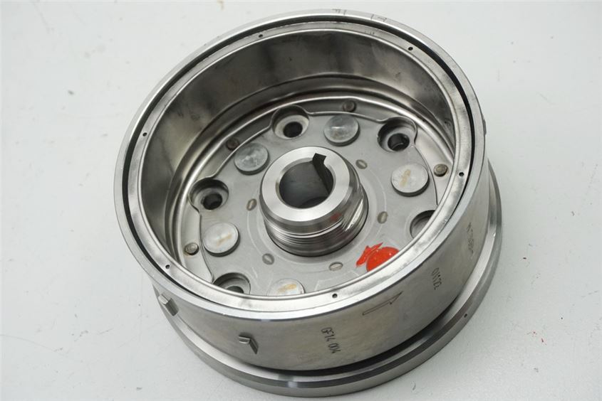 HONDA CBF 125 JC40 LIMA ROTOR LICHTMASCHINE POLRAD