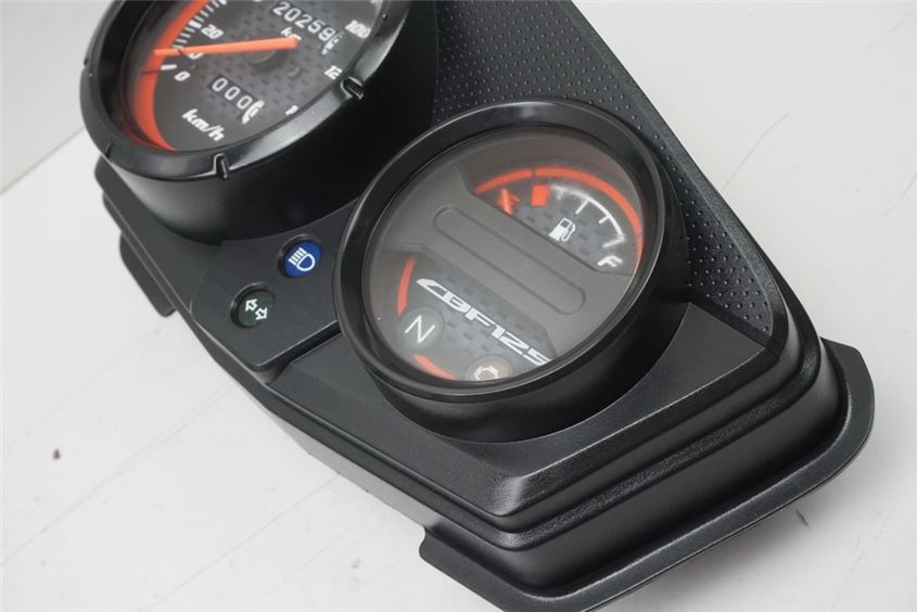HONDA CBF 125 JC40 SPEEDOMETER - 20259 KM